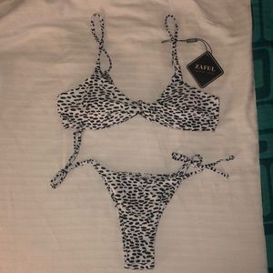 Black & white animal print bikini from ZAFUL brand new !!